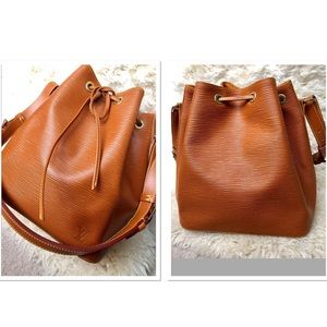 🚫SOLD🚫AUTH LOUIS VUITTON LV EPI PETIT NOE